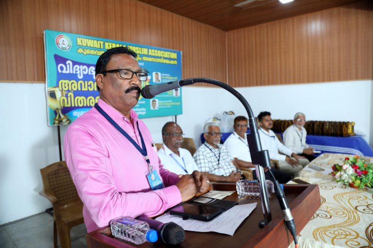 2trissur-student-award-1-min